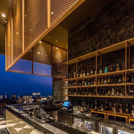 Holiday Inn & Suites Rayong City Centre By Ihg Buitenkant foto