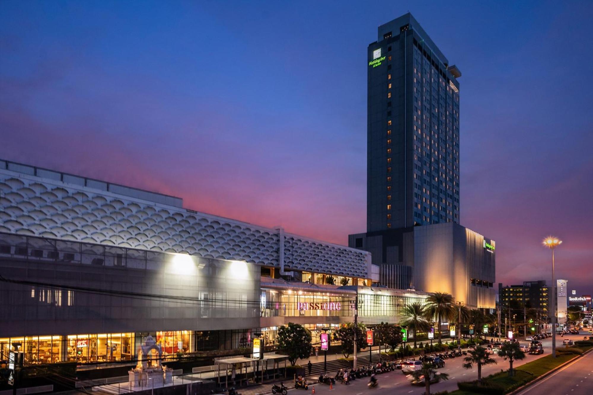 Holiday Inn & Suites Rayong City Centre By Ihg Buitenkant foto
