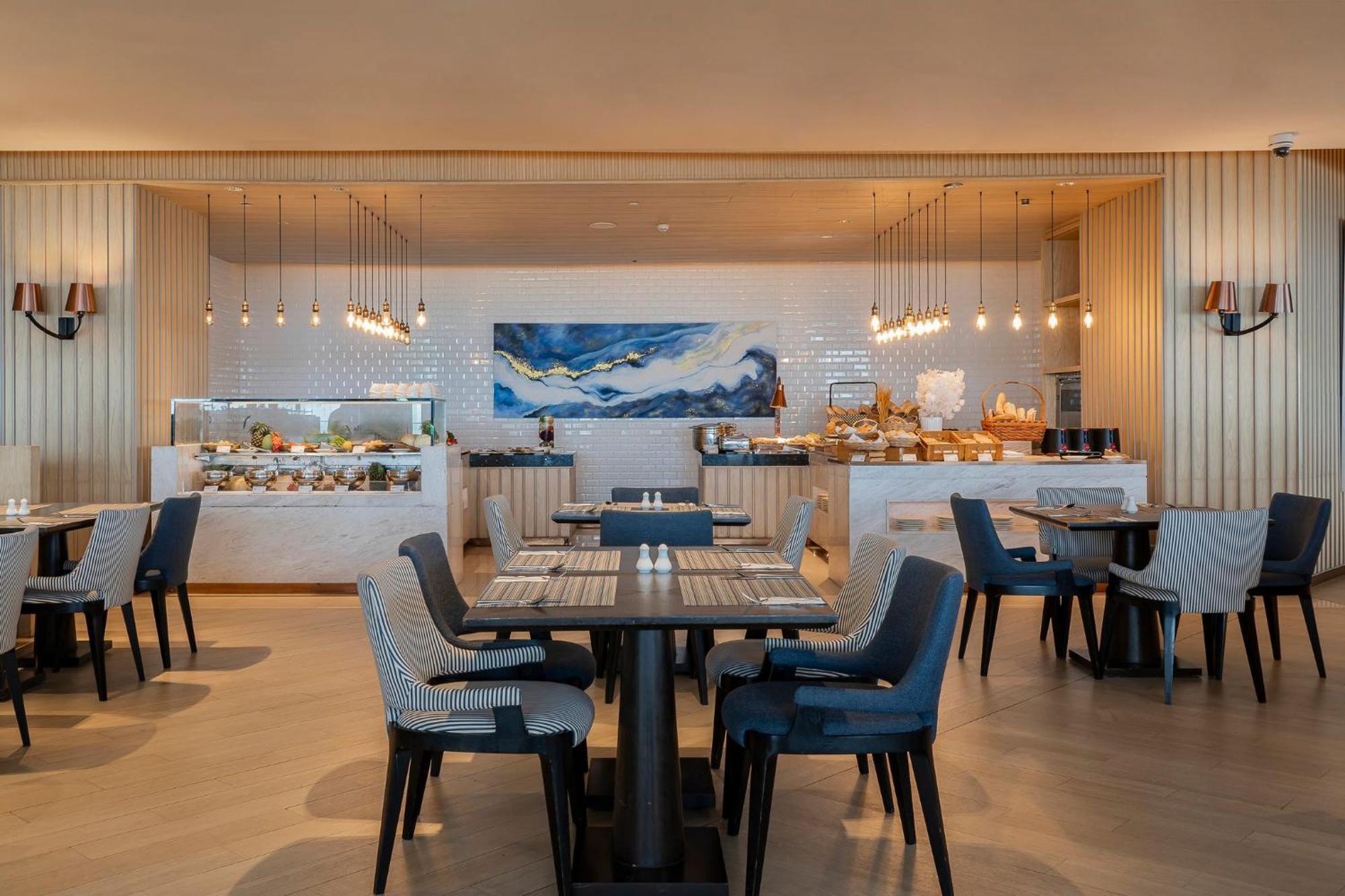 Holiday Inn & Suites Rayong City Centre By Ihg Buitenkant foto