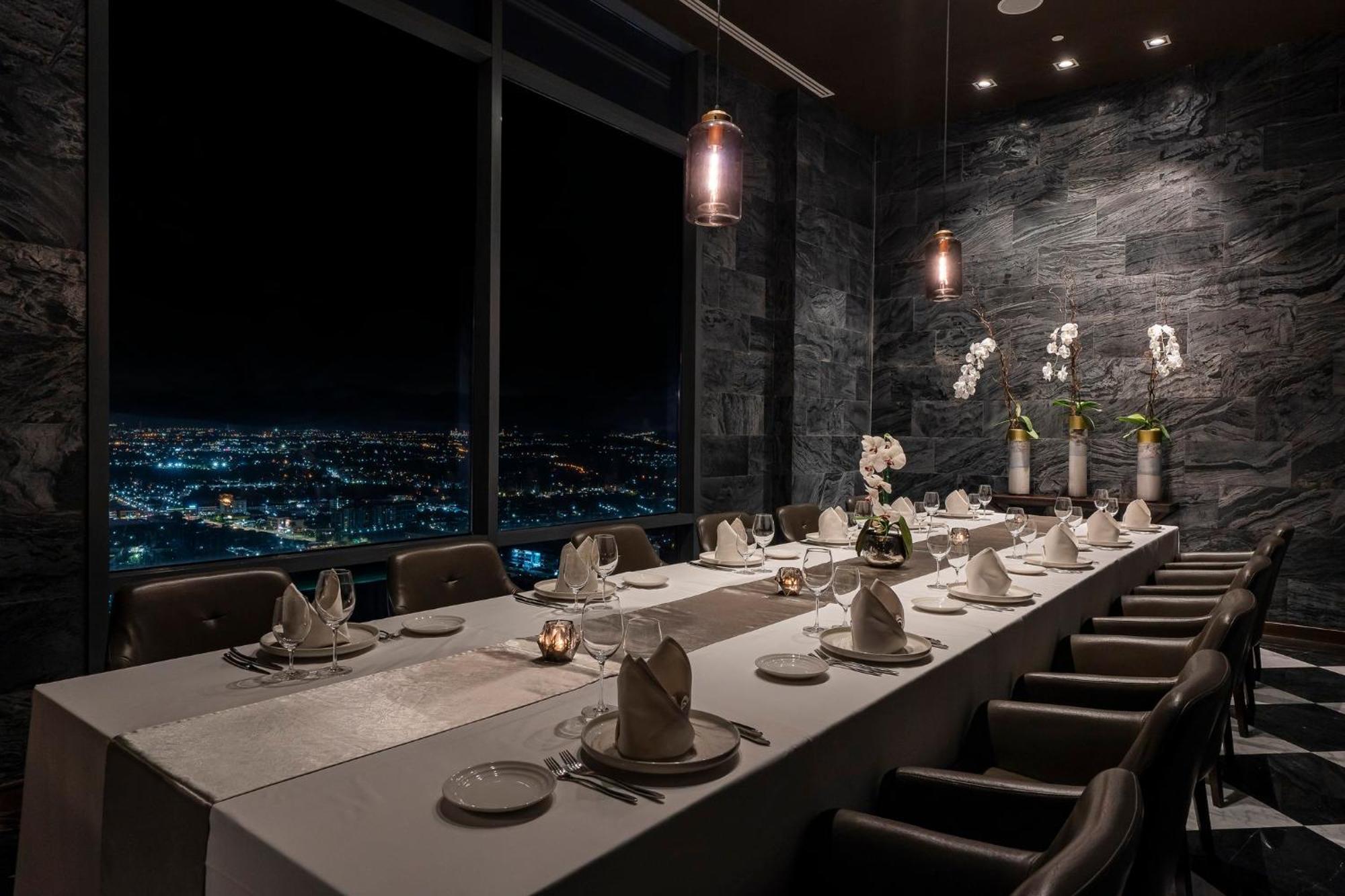 Holiday Inn & Suites Rayong City Centre By Ihg Buitenkant foto