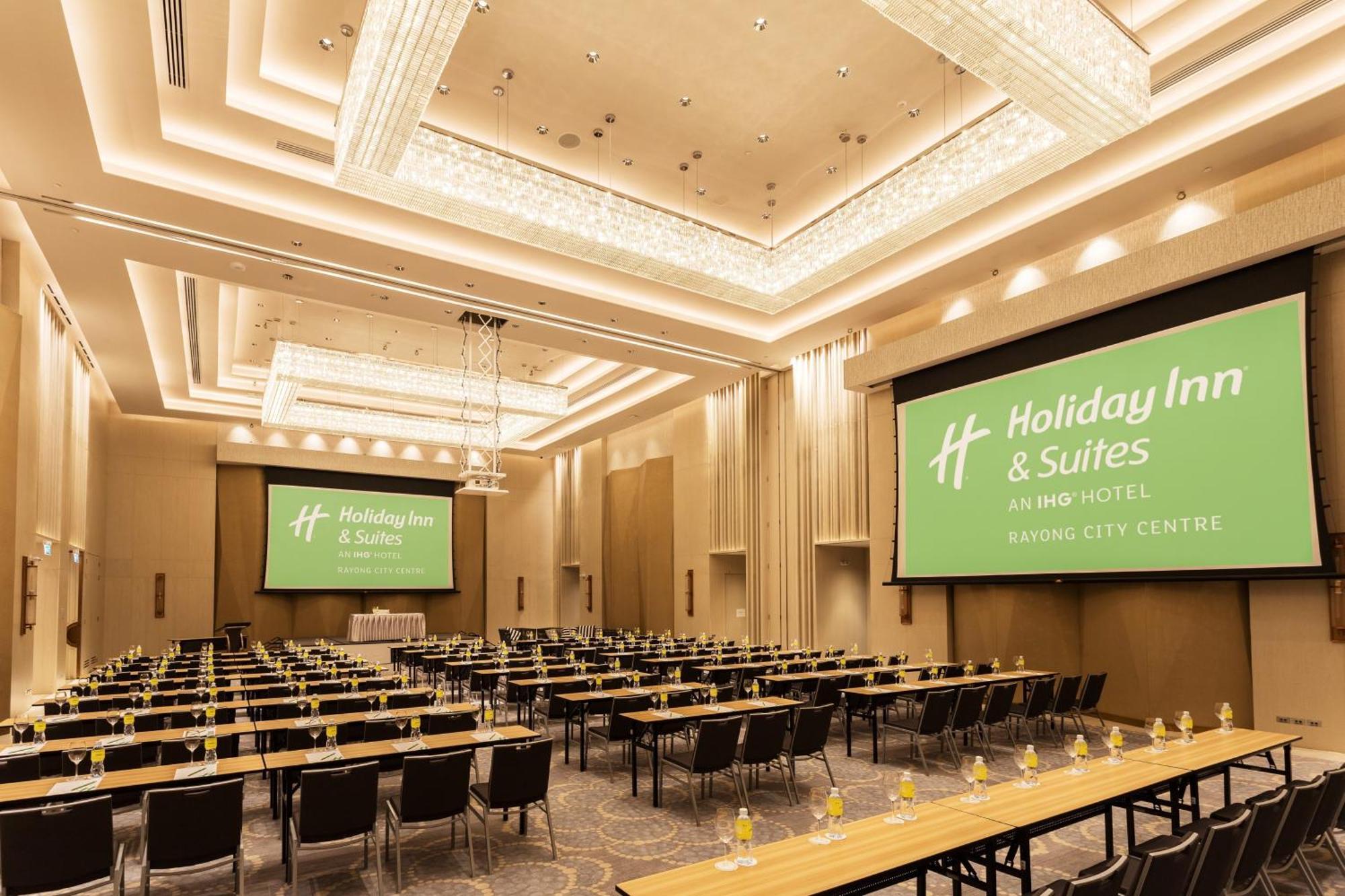 Holiday Inn & Suites Rayong City Centre By Ihg Buitenkant foto