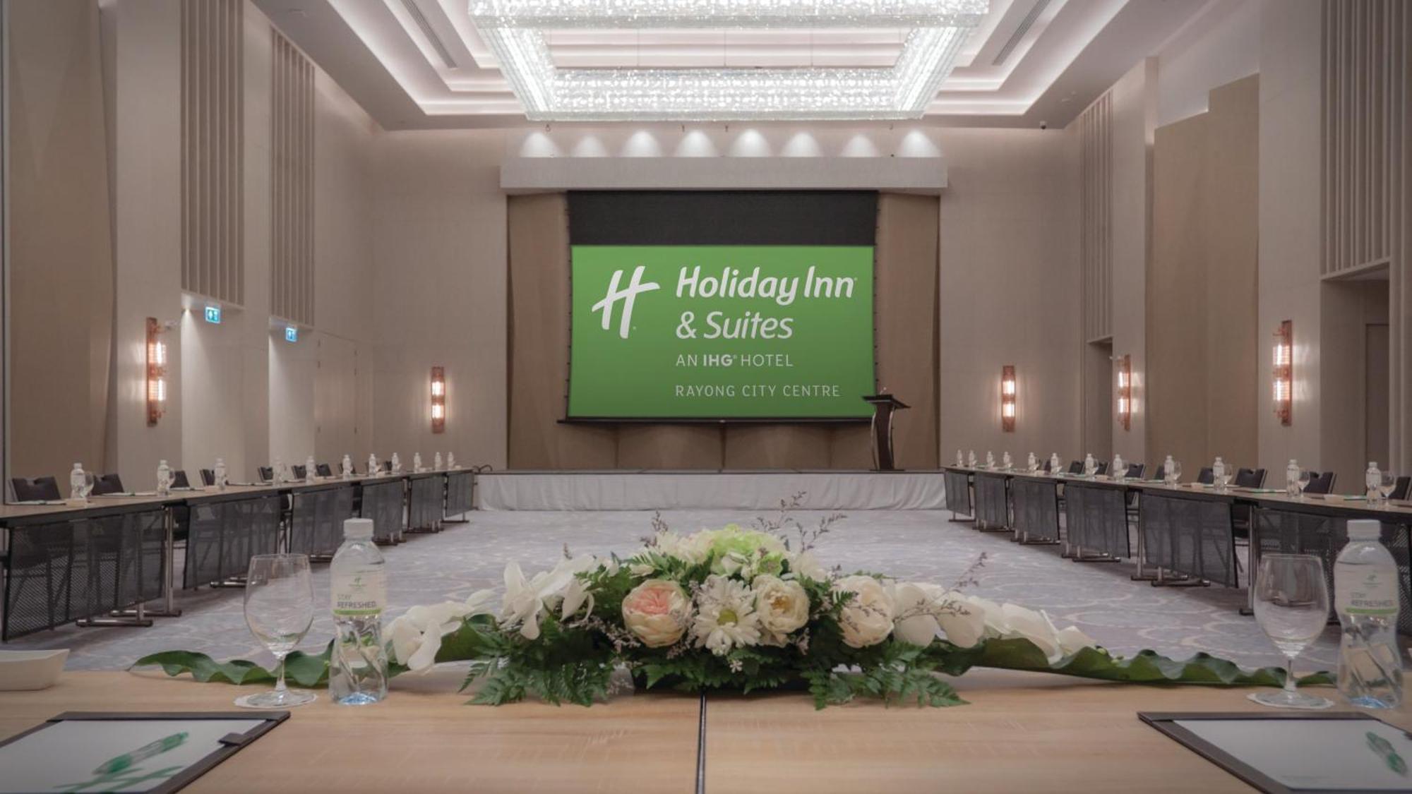 Holiday Inn & Suites Rayong City Centre By Ihg Buitenkant foto