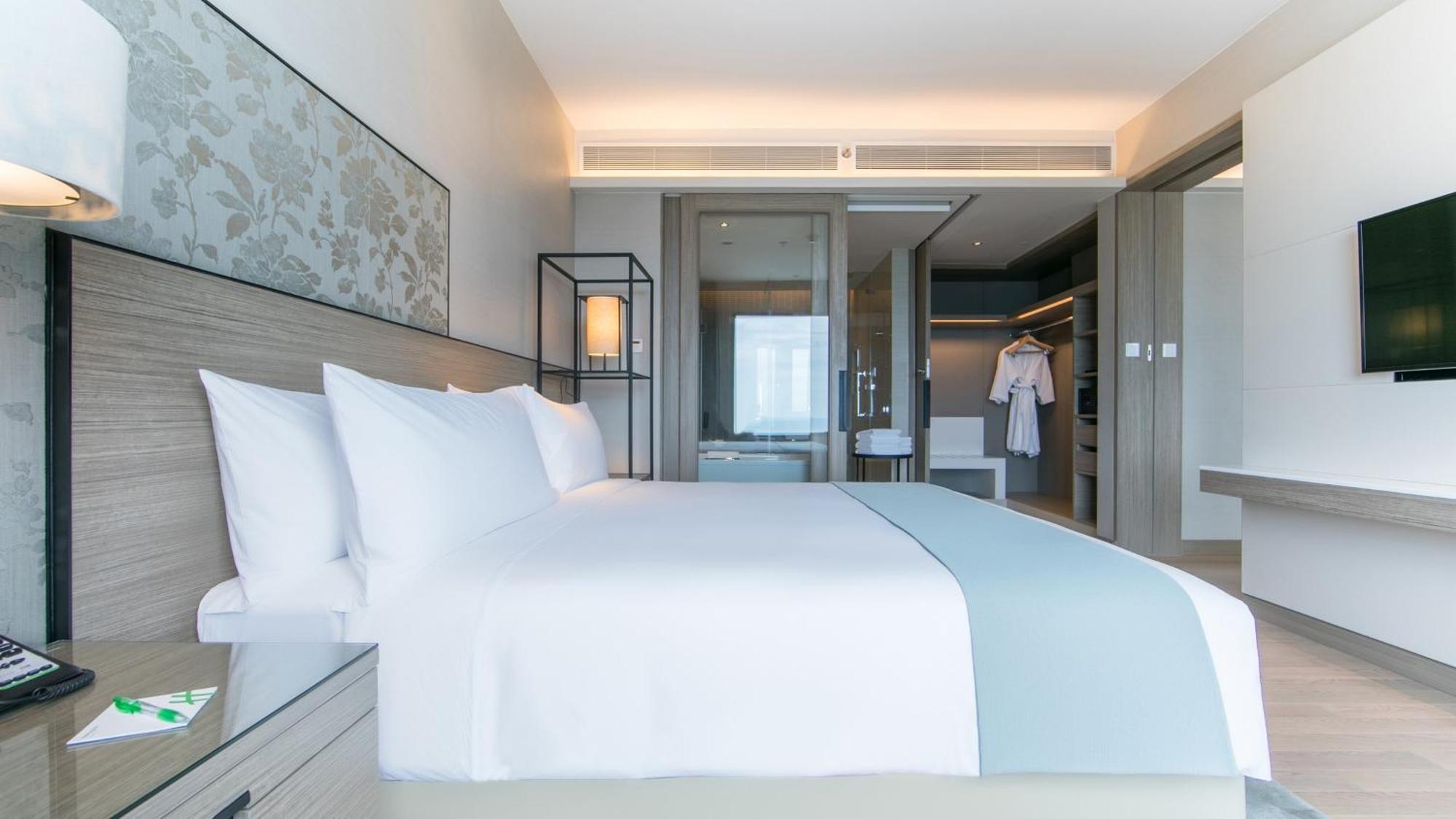 Holiday Inn & Suites Rayong City Centre By Ihg Buitenkant foto