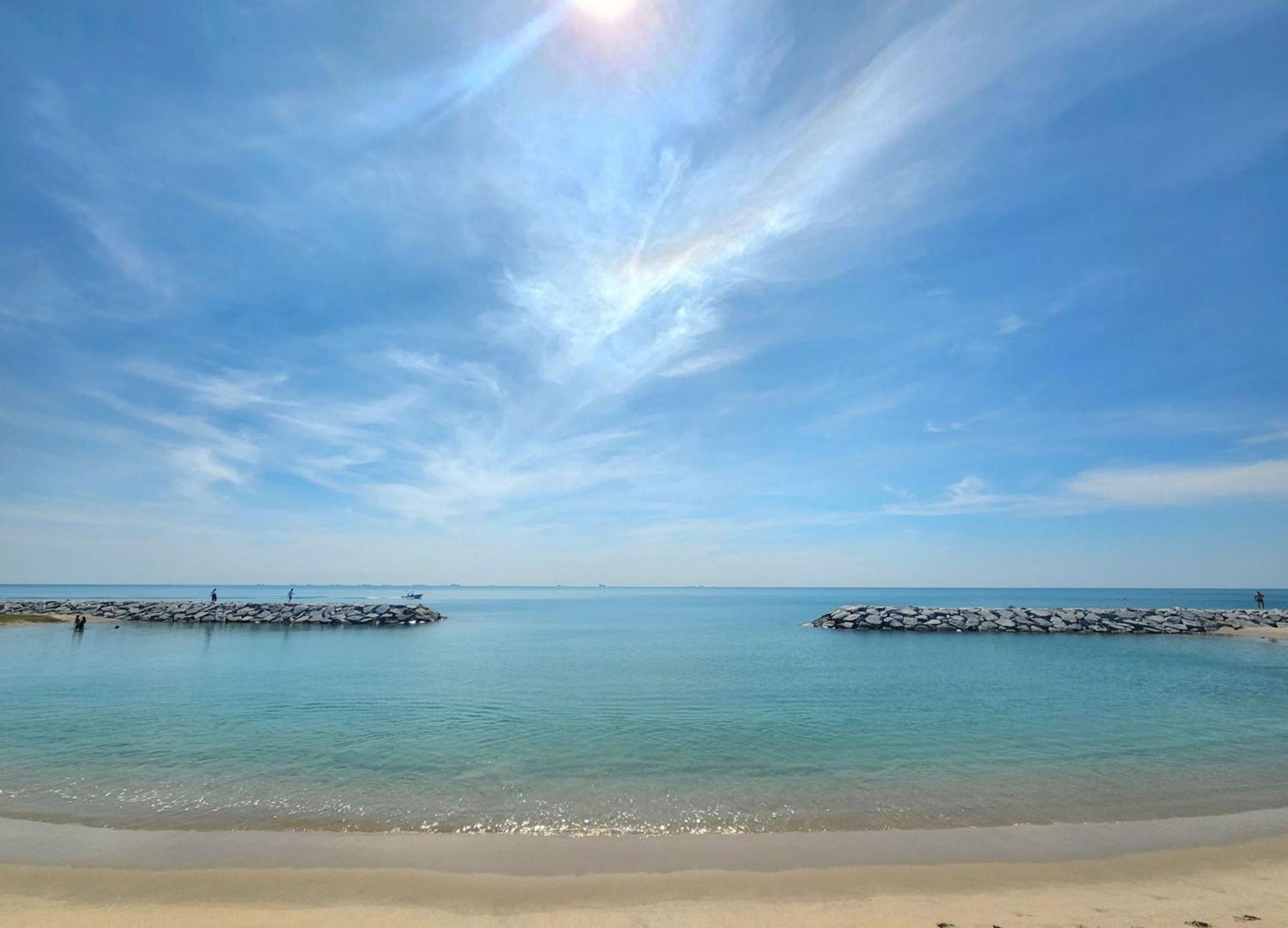 Holiday Inn & Suites Rayong City Centre By Ihg Buitenkant foto